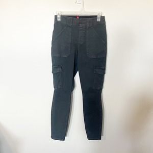 Spanx high waisted skinny cargo pant medium petite FITS LIKE AN XS.